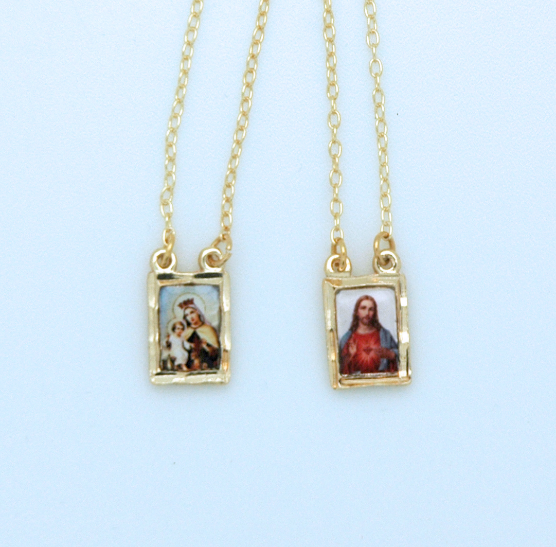 BF08 - Brazilian Gold Plated Scapular, Color Pictures, Diamond Cut Edge