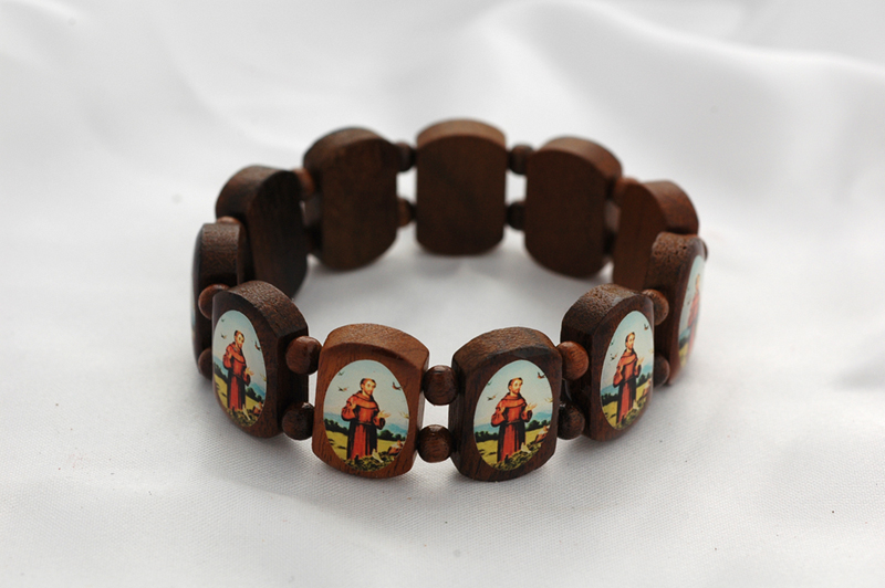 BP05F - Brazilian Wood Bracelet, St. Francis