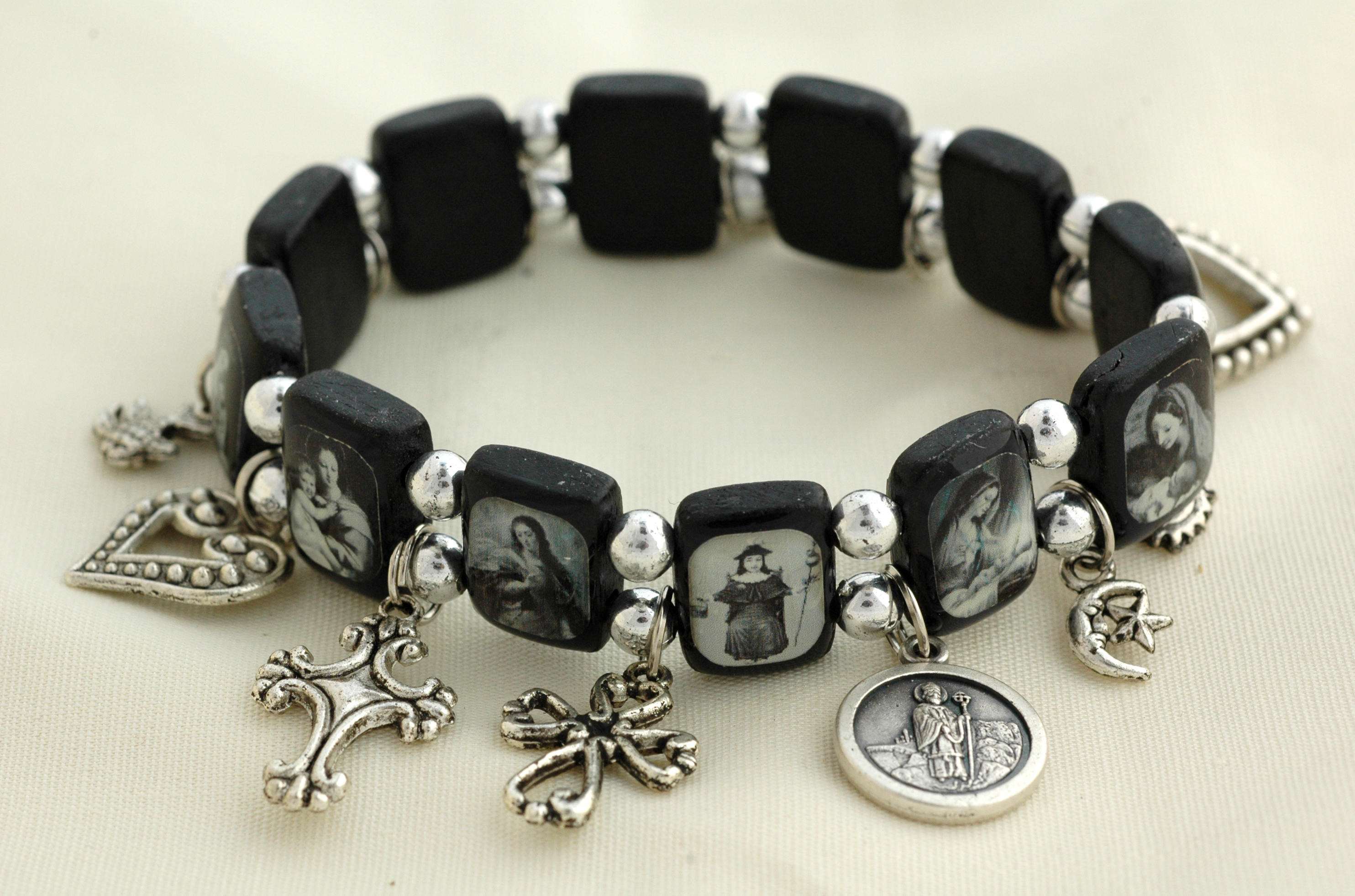 BVP19 - Brazilian Wood Bracelet, Black Wood, Black & White Pictures, with Medals