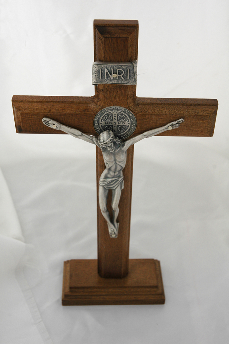 BA10286 - Brazilian Wood Wall Crucifix with Removable Stand, Silver Corpus with St. Benedict Medal