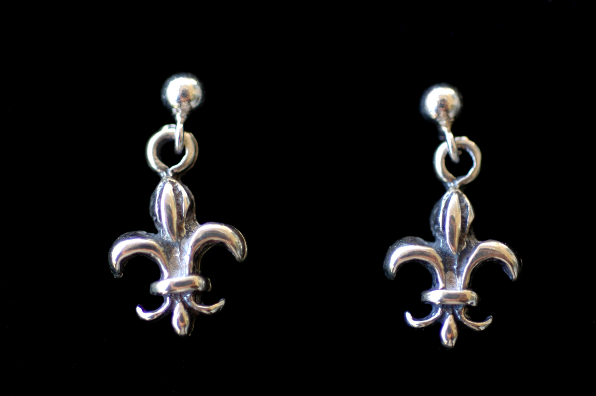 SSE26 - Sterling Silver Earrings, Fleur de Lis