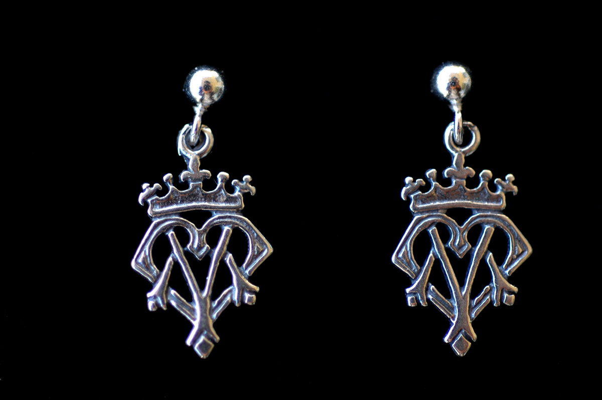SSE4 - Sterling Silver Earrings, Ave Maria