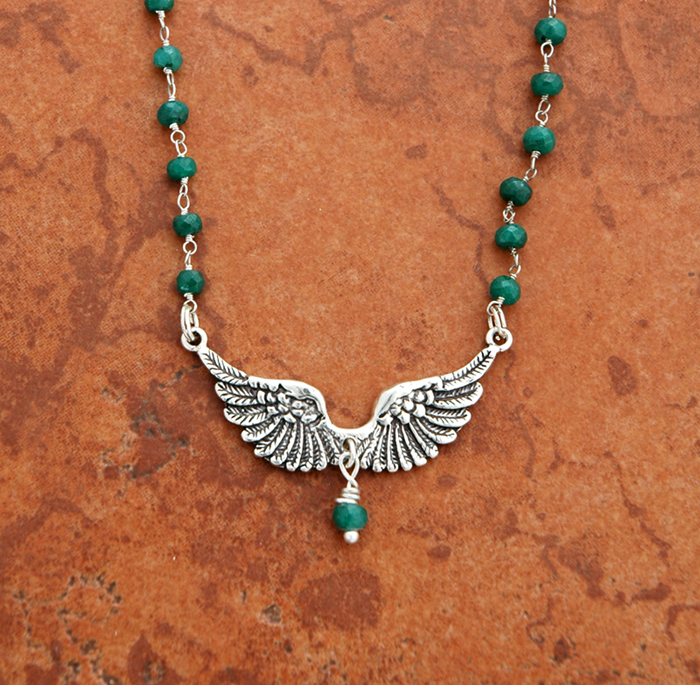 SSN69 - Sterling Silver Angel Wings on Emerald Chain