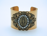 VCB4W - Vintage Style Cuff Bracelet, Miraculous Medal, Clear Swarovski Crystals